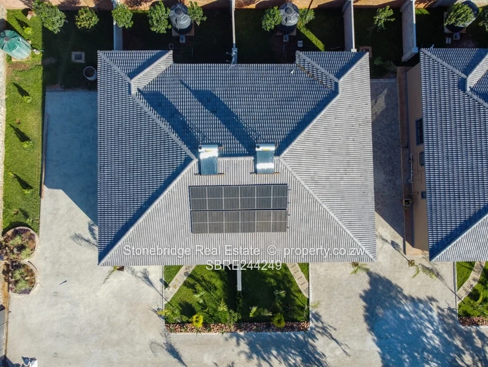 Luxurious 3 Bedroomed Townhouses in Hillside to Rent