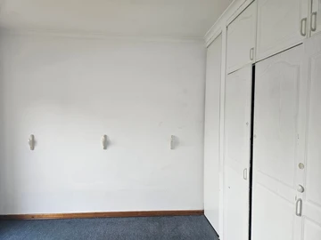 3 Bedroom Flat & Apartment