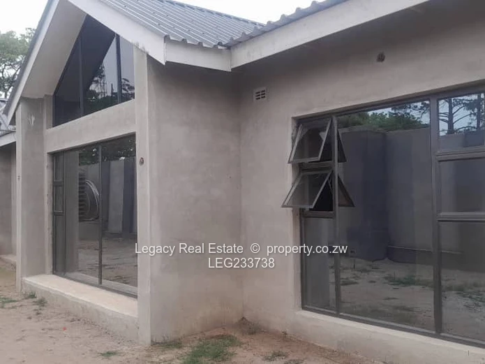 Greendale Athlone Modern 3-Bedroom Cluster for Sale