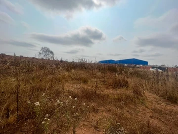 Commercial & Industrial Land