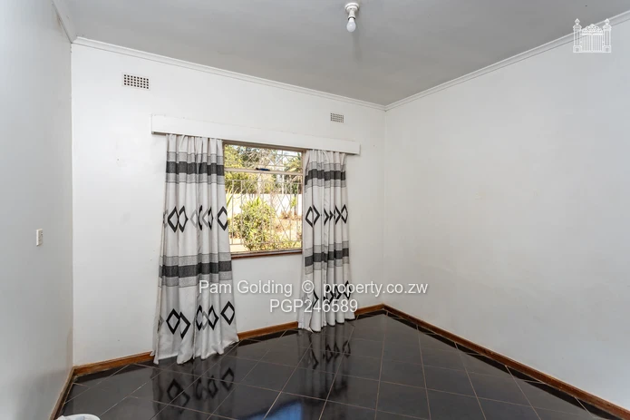  4 Bedroom Family Home With A Prolific Borehole