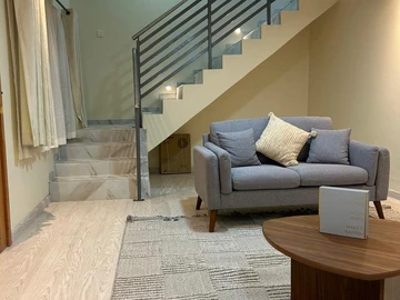 6 Unit Townhouse Complex