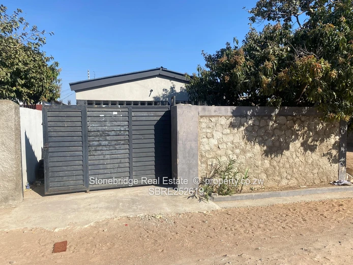 3 Bedroomed house in Cowdray park for sale