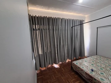 2 Bedroom Flat & Apartment