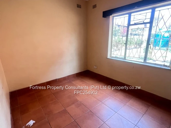 3-Bedroom Flat – Mabelreign, Harare