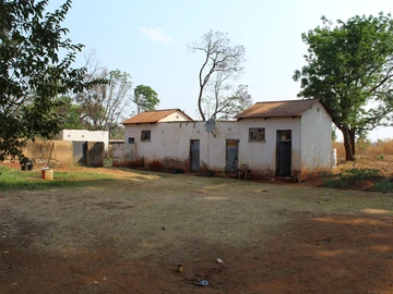 Commercial & Industrial Land