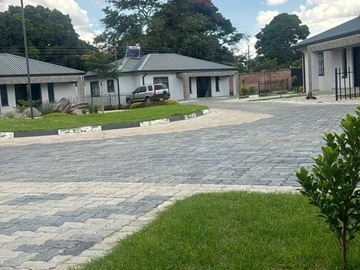 3-Bed Cluster House for Rent in Waterfalls*