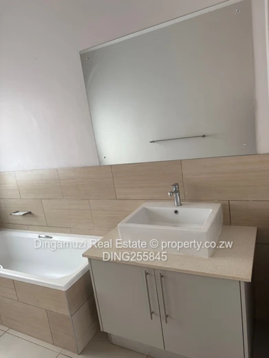 Family Home in Helensview 