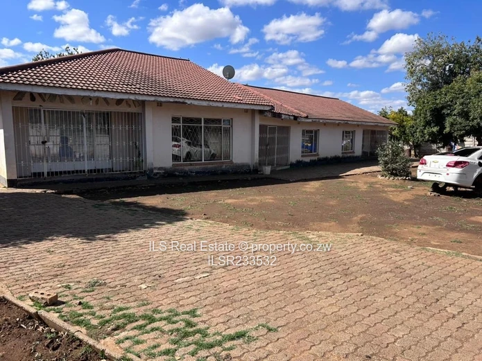 Experience The Charm Of This Home In Bulawayo