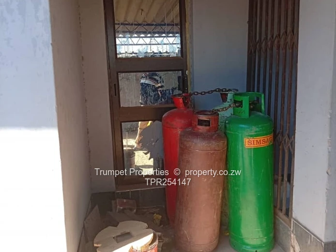 4-Bed Budiriro House — Borehole, Council cession