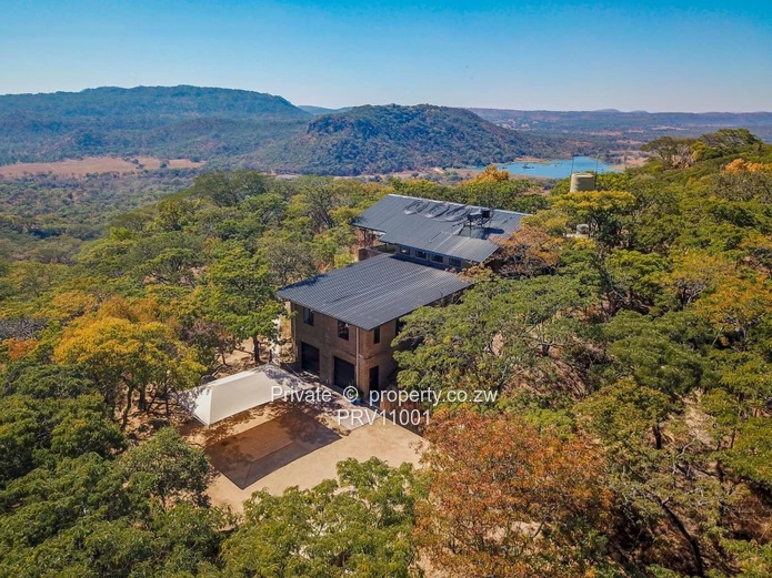 Panoramic views in Christon Bank. Paradise 15 mins from Harare.