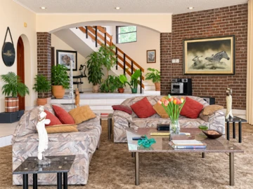 5 Bedroom House