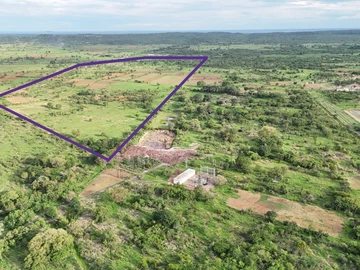 Commercial & Industrial Land