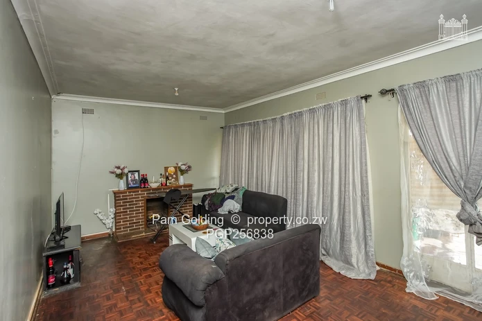 Braeside; 3 Bedroom; 933 Sqms  (Sole Mandate)