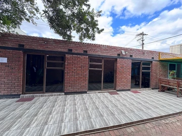 Shops to Rent in Avenues