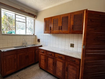 3 Bedroom Garden Flat