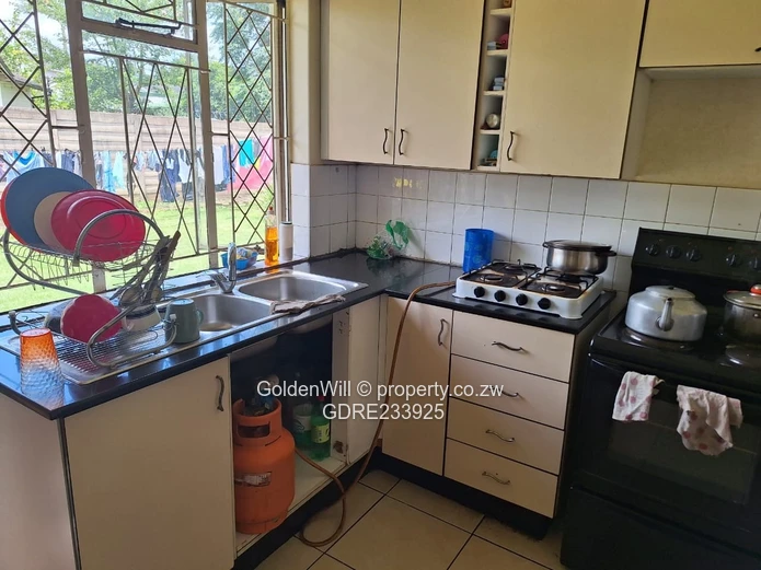 House for Sale in Sunridge