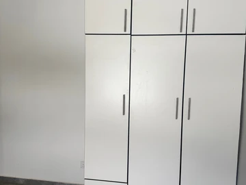 3 Bedroom Flat & Apartment