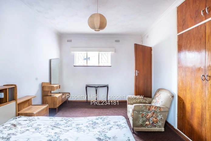 Spacious Family Home On 1-Acre Corner Stand (Sole Mandate)