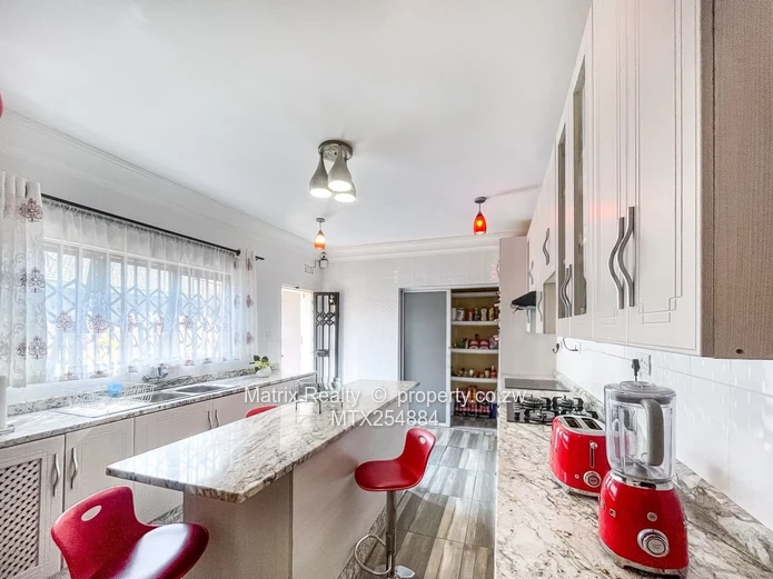 4 Bed Family Home for Sale in Westgate Area D