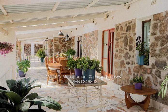 Lovely home in Domboshawa