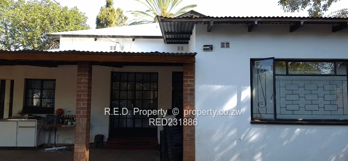 Spacious Home With Flexible Living Options