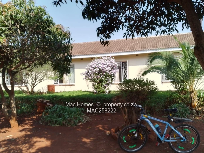 Old Marlborough Gem For sale along Harare Drive 