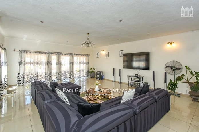 Elegant Greendale Residence on 4,000m²