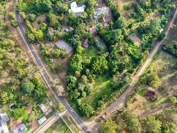 Stands & Residential Land