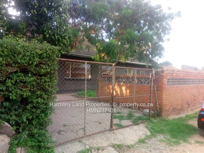 4 Bedroomed House To Let In Chitungwiza - Unit F