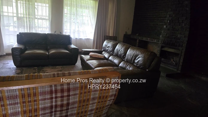 To Let -  Spacious Property In Hatfield Available Immediately (Sole Mandate)