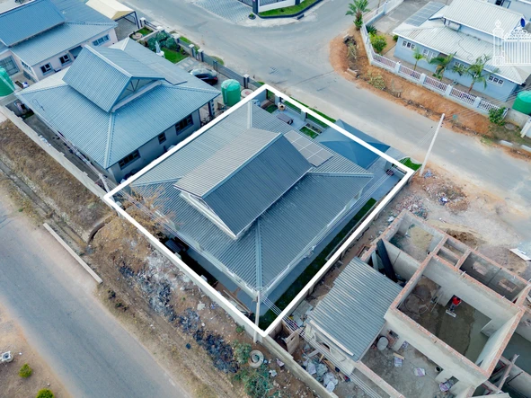 3 Bedroom Townhouse Complex