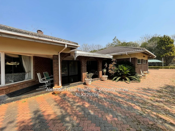 1.4 Hectare Property For Sale In HOGERTY HILL