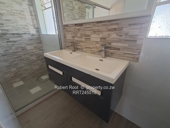 Lovely 4 bed house in the heart of Gunhill!