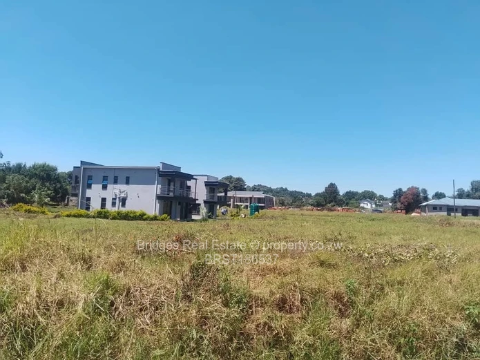 Quinnington Gated Community Stands