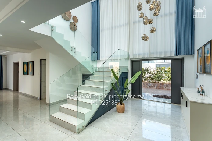 5 Bed All En Suite Townhouse