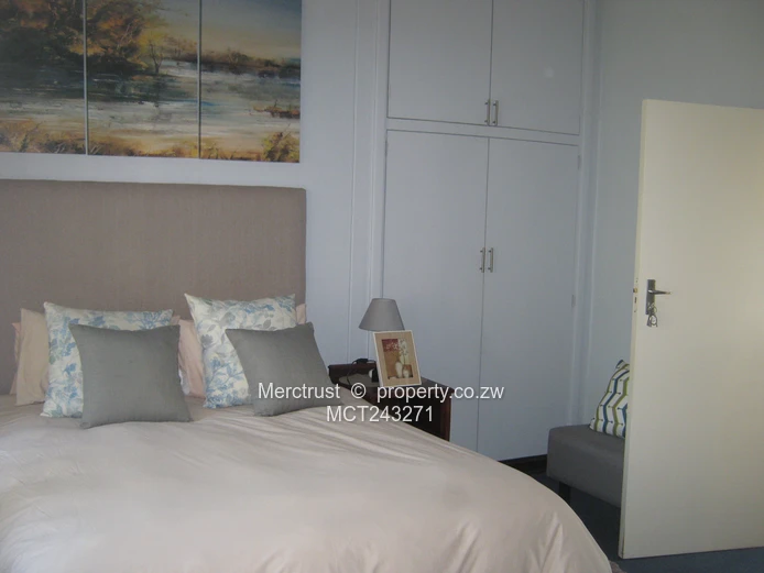 Lovely home on 3 acres! (Sole Mandate)