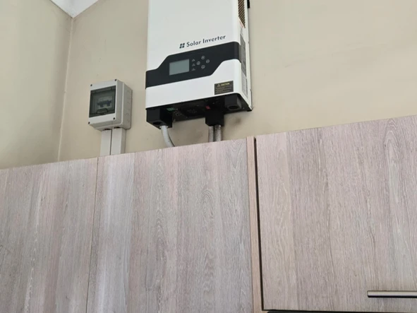2 Bedroom Flat & Apartment