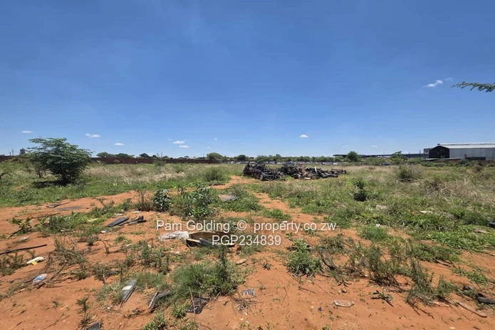 Versatile Commercial Stand In Kelvin West