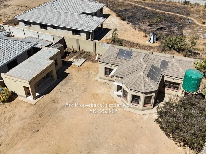 Ruwa, Elizabeth Park Property for Sale