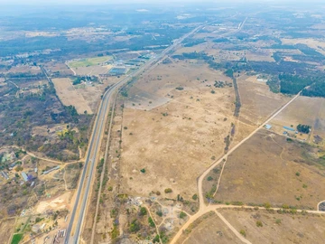 Farm & Agricultural Land