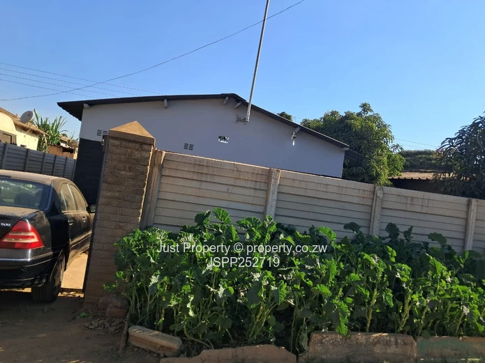 Glen View 3-Bed Home — Walled, Title Deed