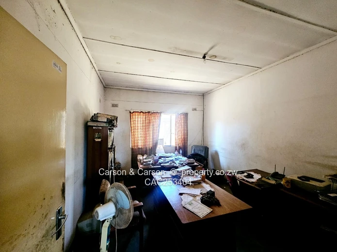 Brick Warehouse in Kuwadzana with Boardroom