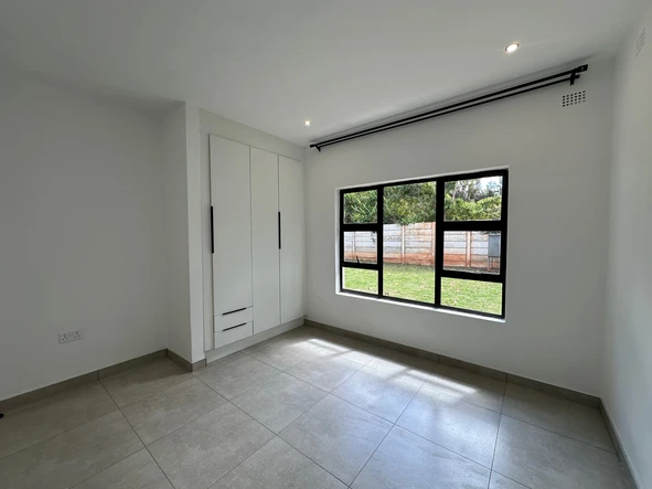 6 Bedroom House