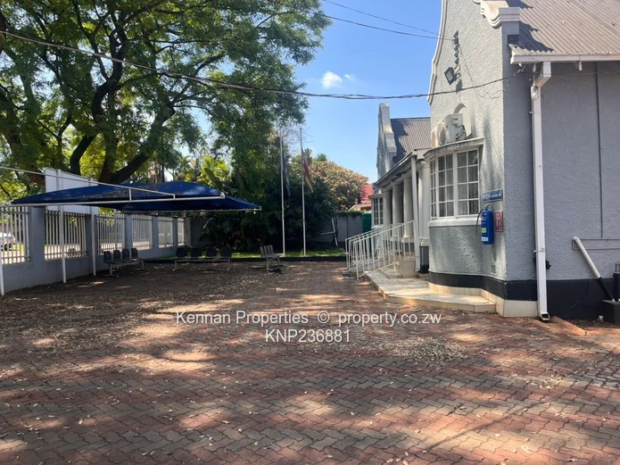 Commercial Property Located On Rowland Square Milton Park 