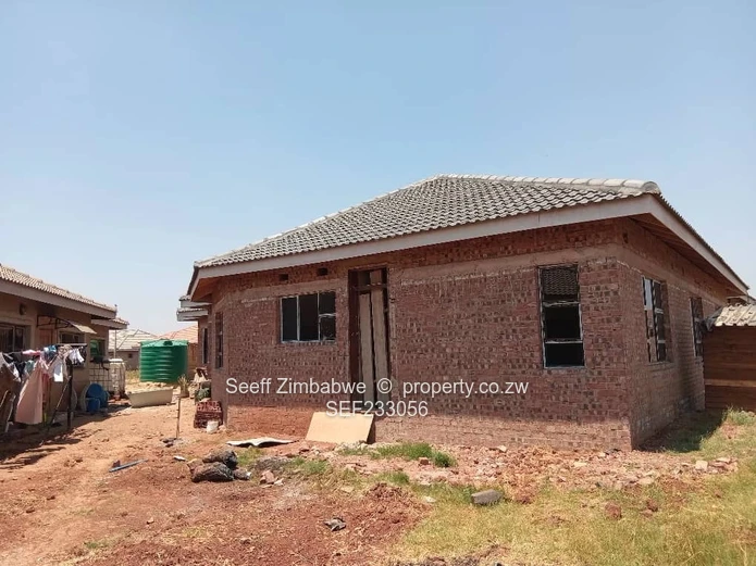 4 Bed Shell House For sale-Glaudina