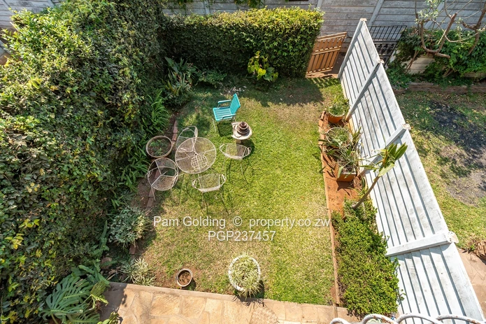 2 Bedroom Duplex with a garden (Sole Mandate)