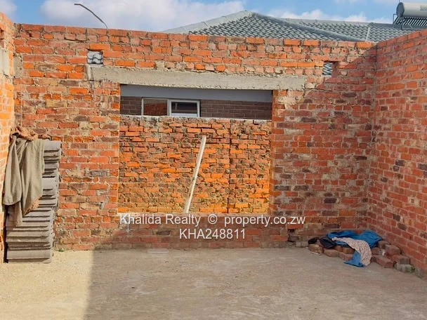 Madokero Unfinished 4-Bedroom House For Sale