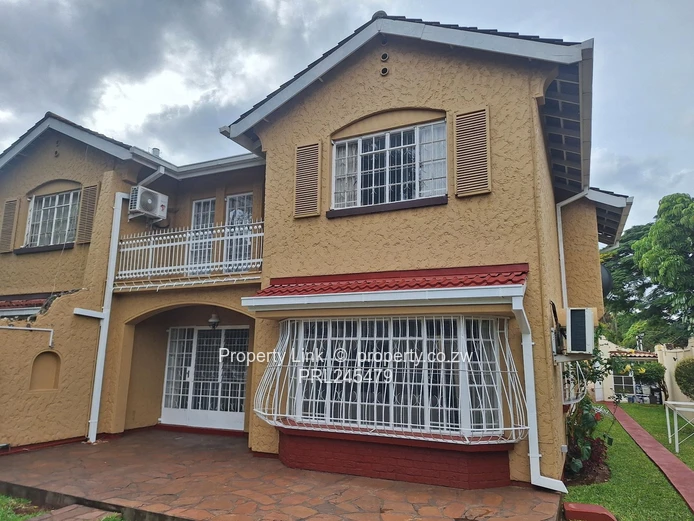 Neat Duplex Townhouse To Let