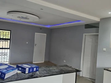 3 Bedroom Flat & Apartment
